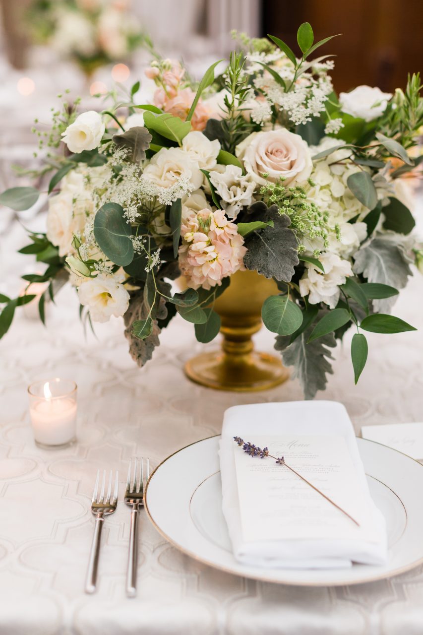 Your Perfect Wedding Table Centerpieces | Petal's Edge Floral Design